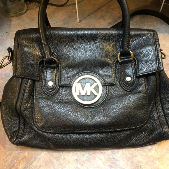 ⭐️💥SALE💥⭐️  Michael Kors crossbody purse - Picture 5 of 7